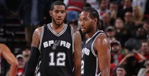 内马尔1天2次打击：半决赛输球出局+巴萨放弃他 未来成疑