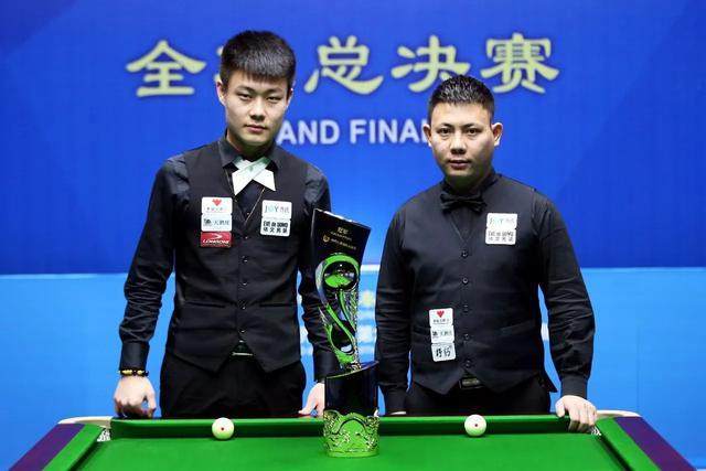 巴塞罗那高 巴塞罗那高