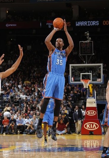 日本羽毛球公开赛决赛：蒋振邦／魏雅欣2-0德差波／苏皮萨拉 获得冠军