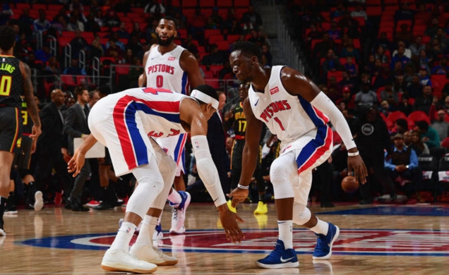 佐纳森的潜 佐纳森的潜